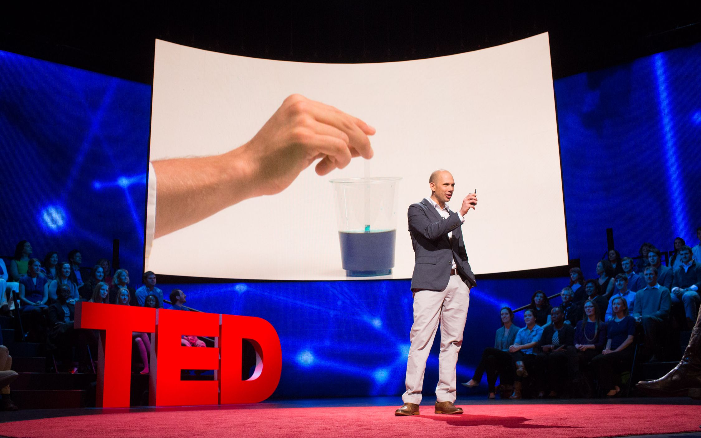 比特币TD演讲(5年前6000元买250个比特币)